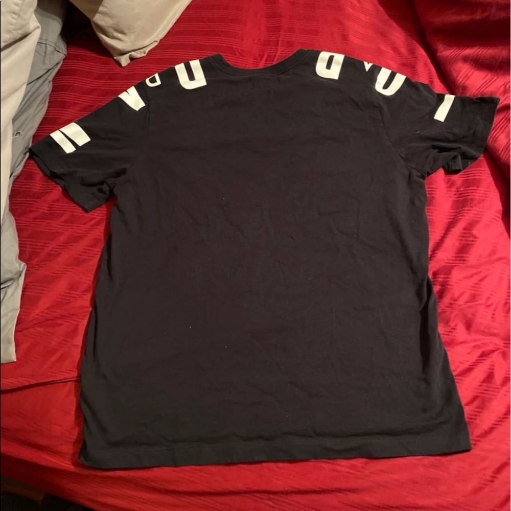 Jordan Tee - Picture 4 of 8